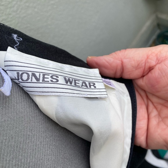 Jones Wear Women’s Black and White Striped Pencil Skirt size small - Picture 4 of 4